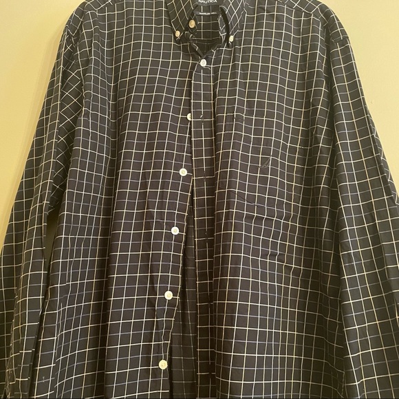 Nautica - Picture 5 of 7